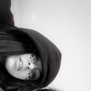 Meet your Posher, Mia